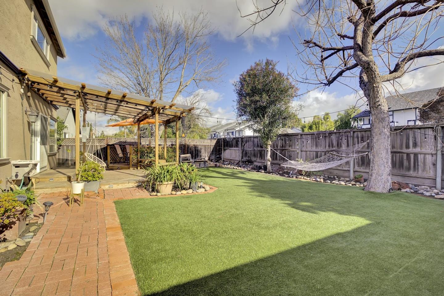 Detail Gallery Image 29 of 37 For 4688 Holycon Cir, San Jose,  CA 95136 - 5 Beds | 2/1 Baths