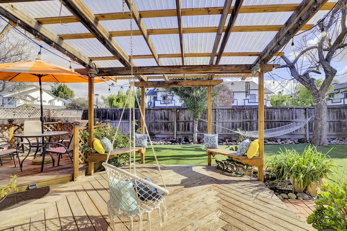 Detail Gallery Image 32 of 37 For 4688 Holycon Cir, San Jose,  CA 95136 - 5 Beds | 2/1 Baths