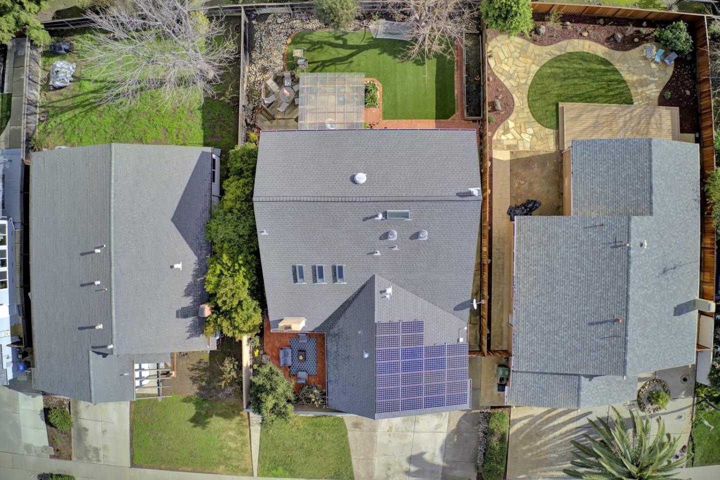 Detail Gallery Image 36 of 37 For 4688 Holycon Cir, San Jose,  CA 95136 - 5 Beds | 2/1 Baths