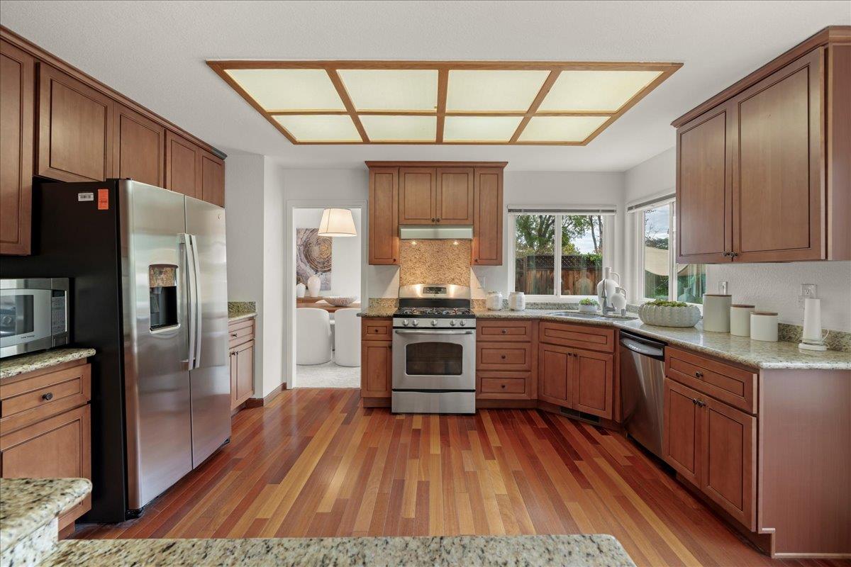 Detail Gallery Image 11 of 40 For 5629 Crow Ln, San Jose,  CA 95123 - 5 Beds | 3 Baths