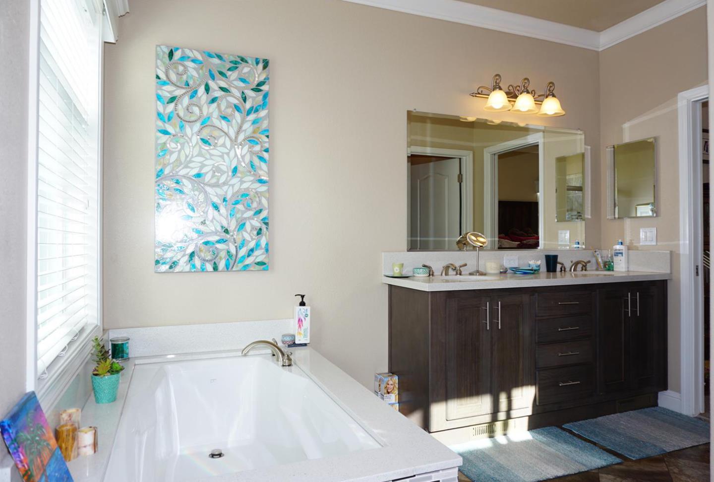 Detail Gallery Image 18 of 31 For 325 Sylvan Ave #117,  Mountain View,  CA 94041 - 3 Beds | 2 Baths