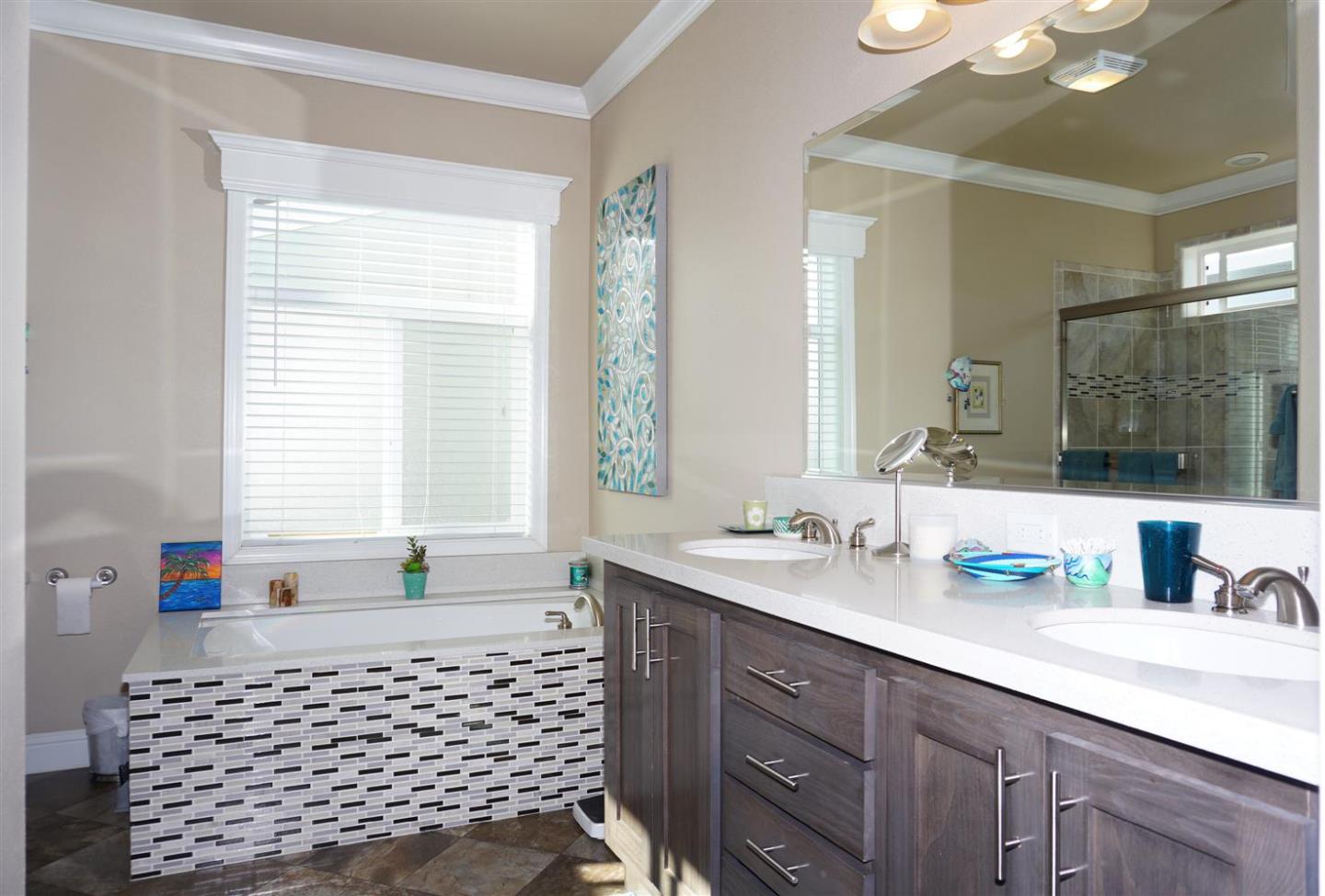 Detail Gallery Image 20 of 31 For 325 Sylvan Ave #117,  Mountain View,  CA 94041 - 3 Beds | 2 Baths