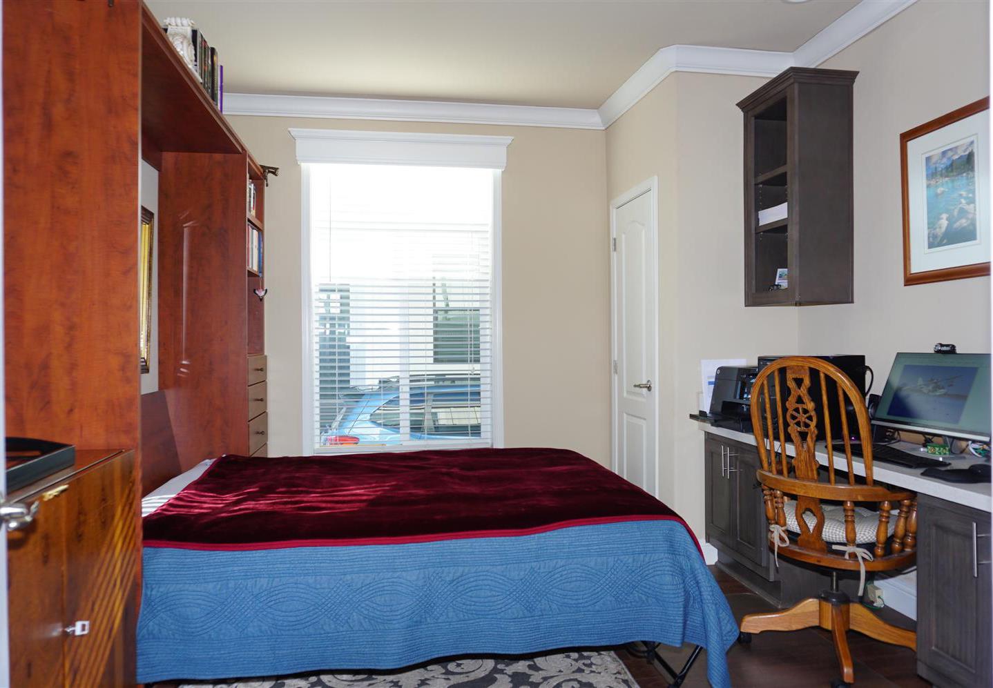 Detail Gallery Image 21 of 31 For 325 Sylvan Ave #117,  Mountain View,  CA 94041 - 3 Beds | 2 Baths