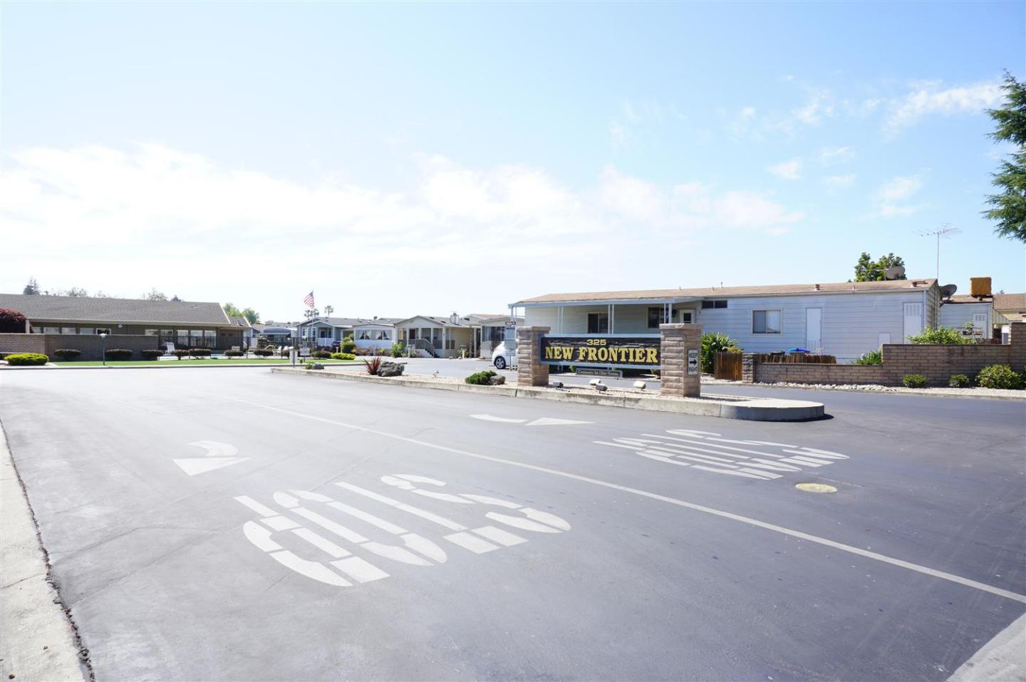 Detail Gallery Image 31 of 31 For 325 Sylvan Ave #117,  Mountain View,  CA 94041 - 3 Beds | 2 Baths