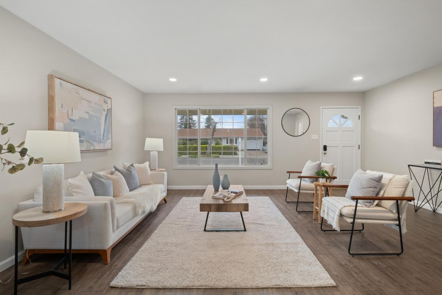 Front Image Thumbnail for ML82030654