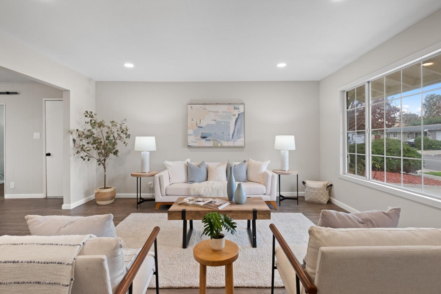 Detail Gallery Image 13 of 54 For 1732 Fallbrook Ave, San Jose,  CA 95130 - 4 Beds | 2 Baths