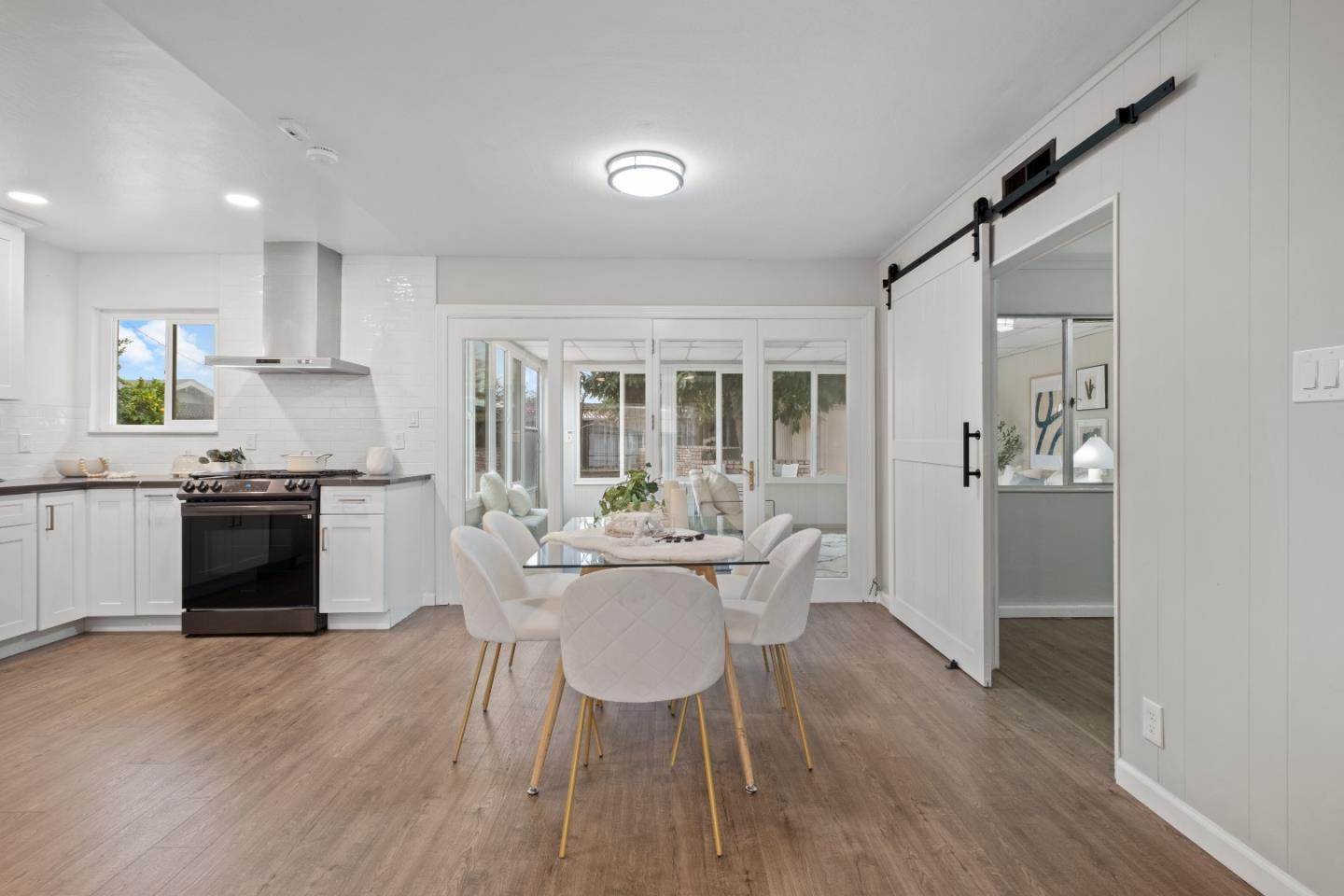 Detail Gallery Image 17 of 54 For 1732 Fallbrook Ave, San Jose,  CA 95130 - 4 Beds | 2 Baths