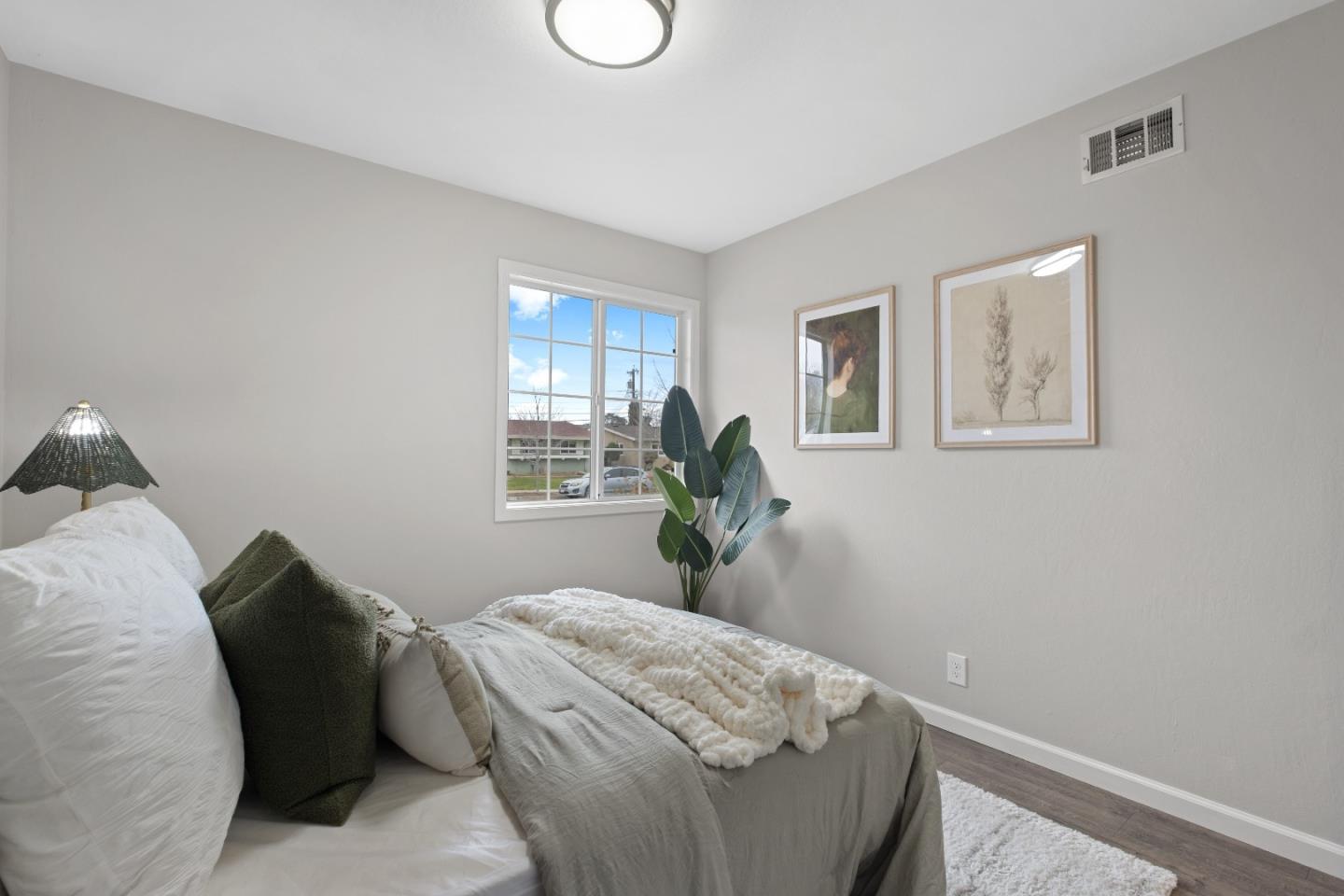 Detail Gallery Image 35 of 54 For 1732 Fallbrook Ave, San Jose,  CA 95130 - 4 Beds | 2 Baths