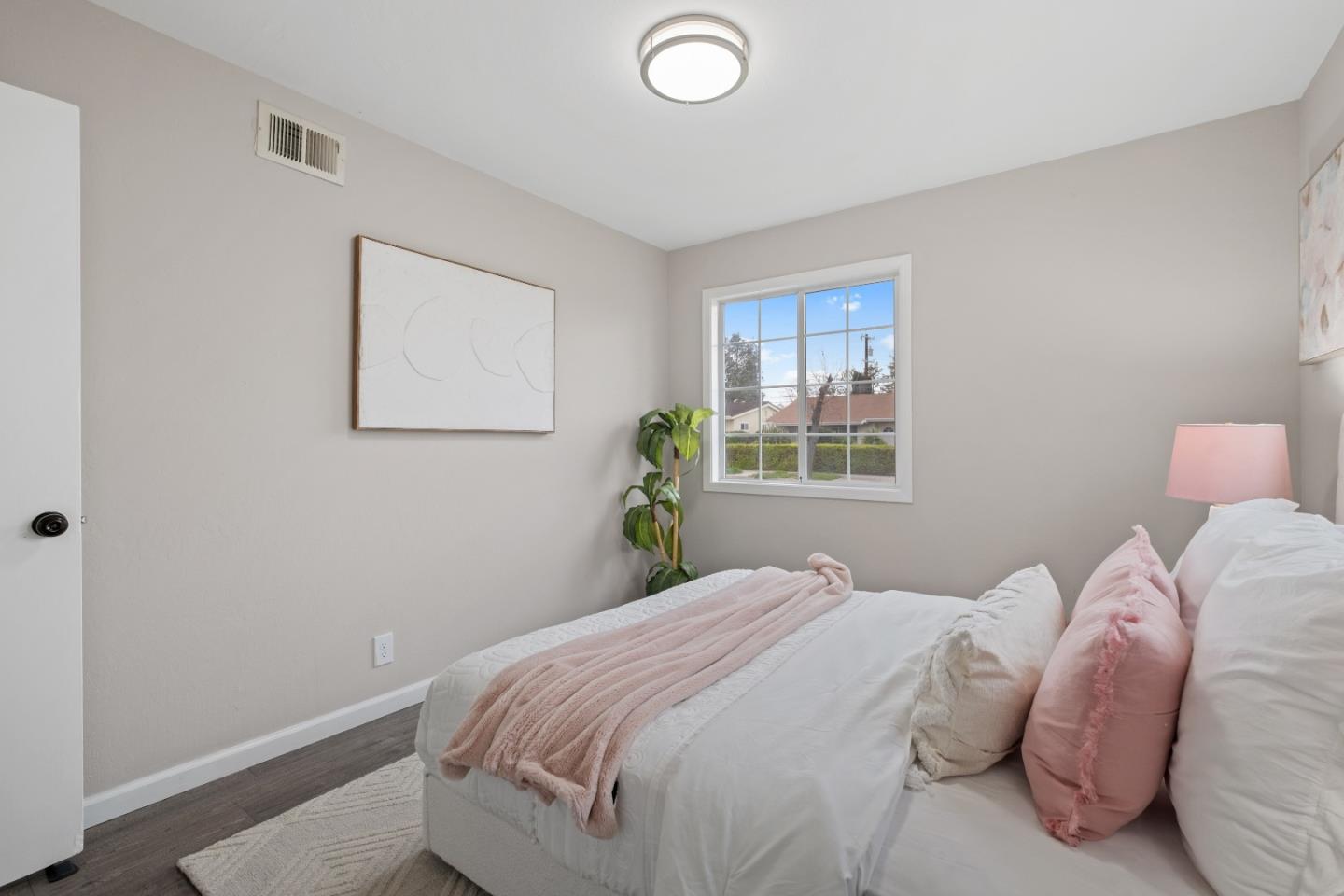 Detail Gallery Image 38 of 54 For 1732 Fallbrook Ave, San Jose,  CA 95130 - 4 Beds | 2 Baths