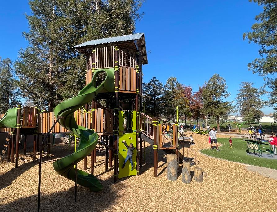 Detail Gallery Image 49 of 54 For 1732 Fallbrook Ave, San Jose,  CA 95130 - 4 Beds | 2 Baths