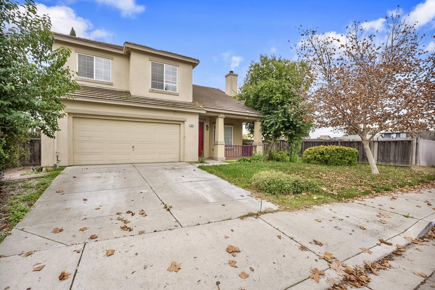 Detail Gallery Image 2 of 25 For 1342 Canyon Creek Dr, Newman,  CA 95360 - 4 Beds | 3 Baths