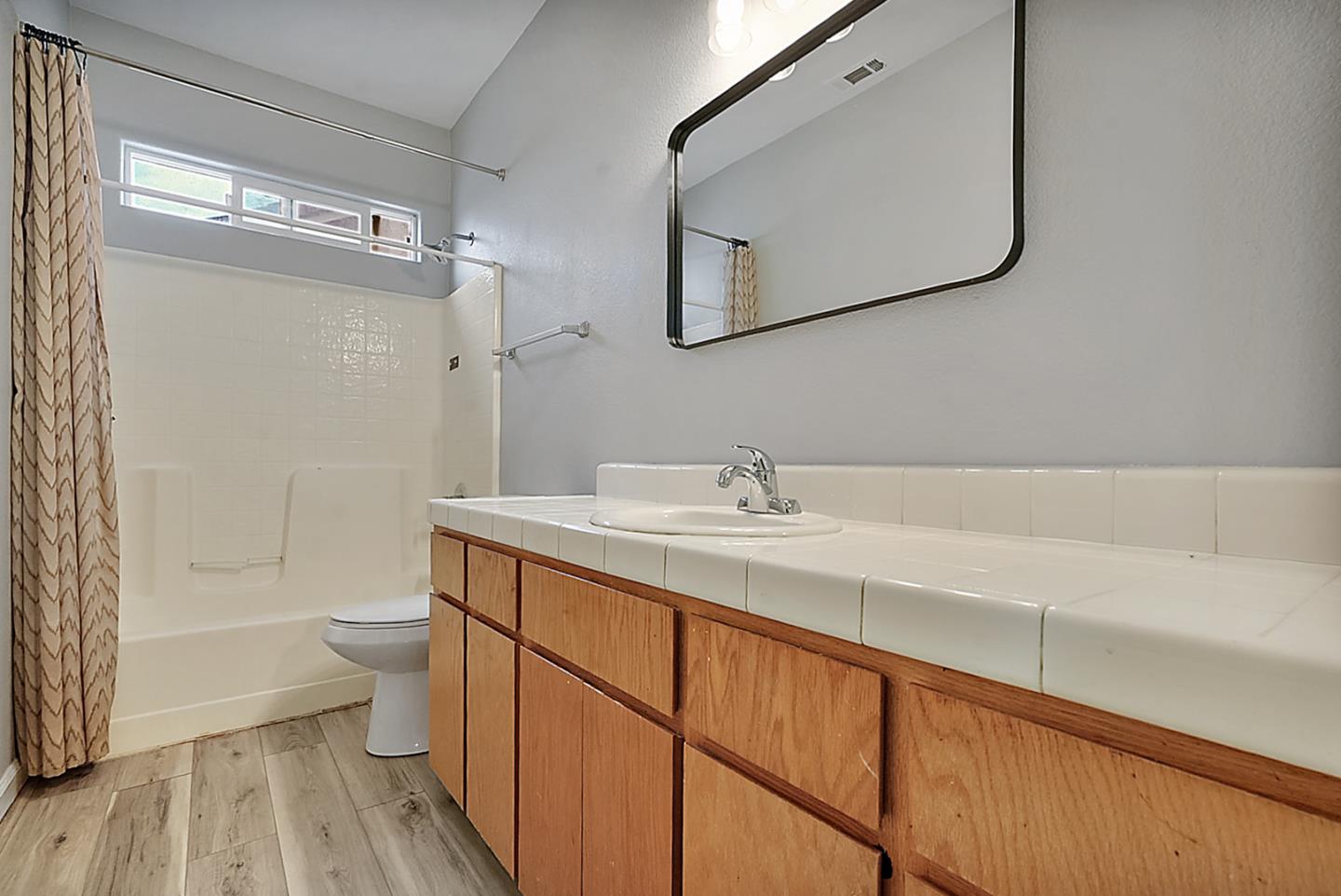 Detail Gallery Image 22 of 25 For 1342 Canyon Creek Dr, Newman,  CA 95360 - 4 Beds | 3 Baths