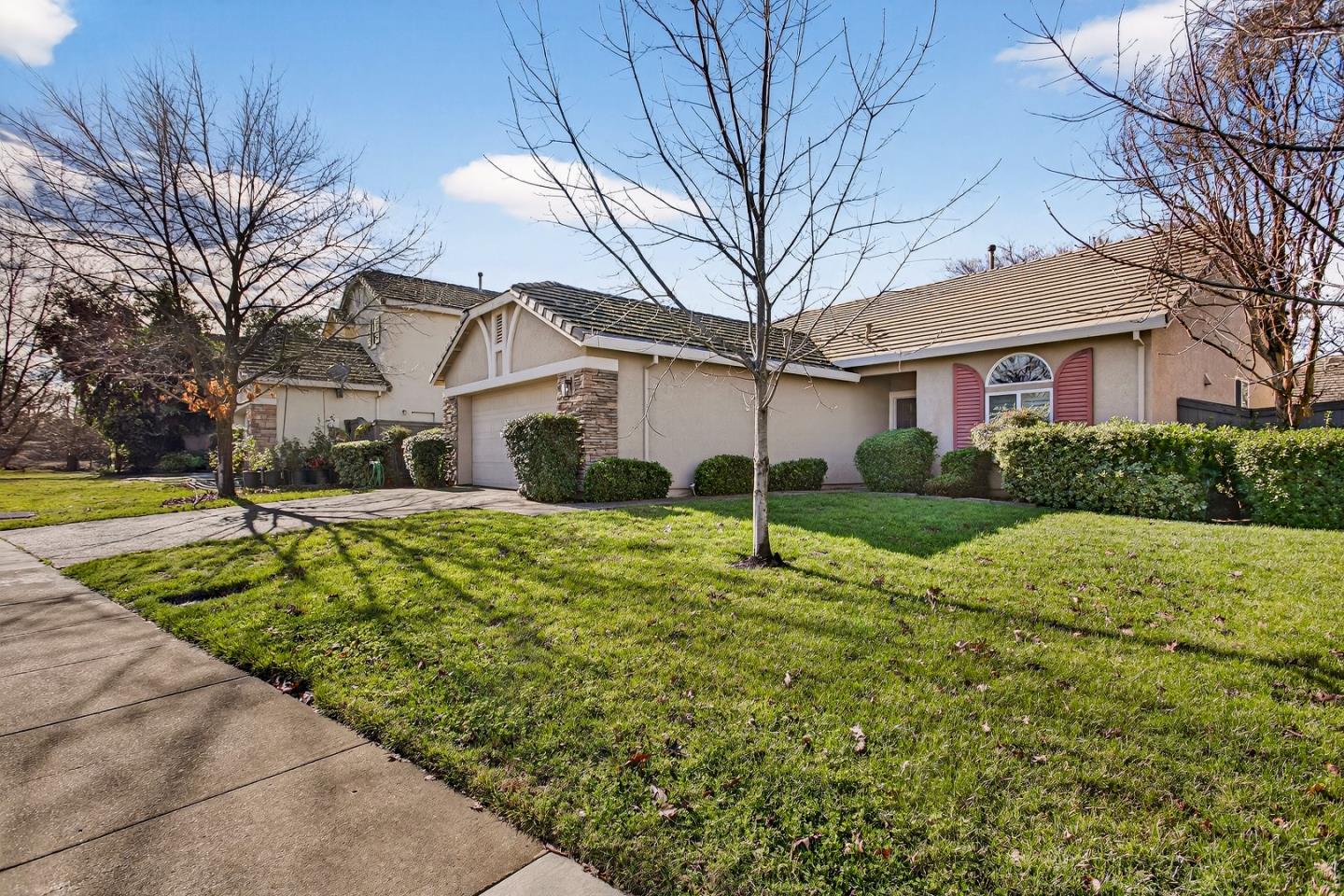 Detail Gallery Image 3 of 57 For 1825 Vermont St, Gridley,  CA 95948 - 3 Beds | 2 Baths