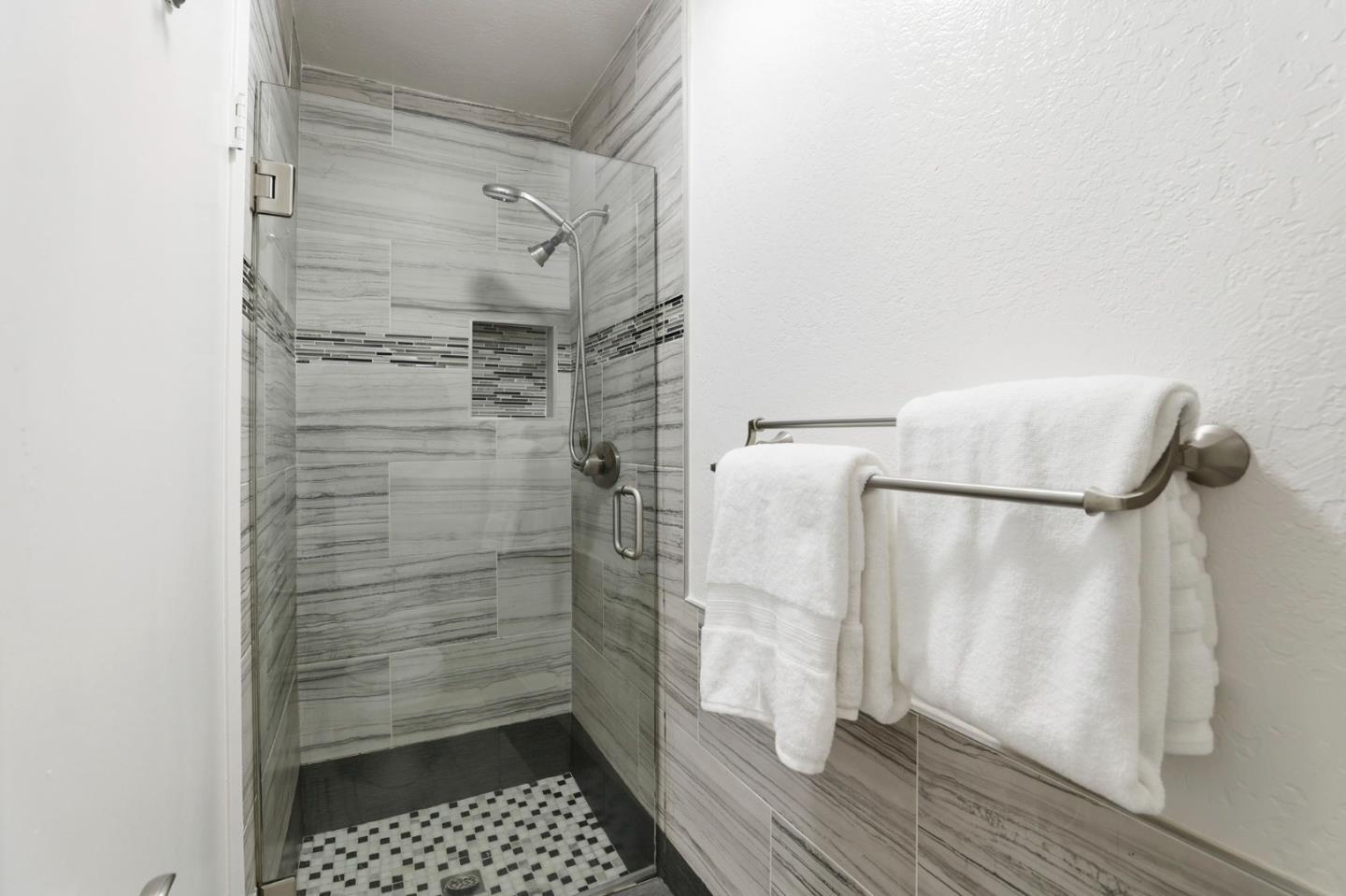 Photo #11: ML82030657 Listing: Photo #11