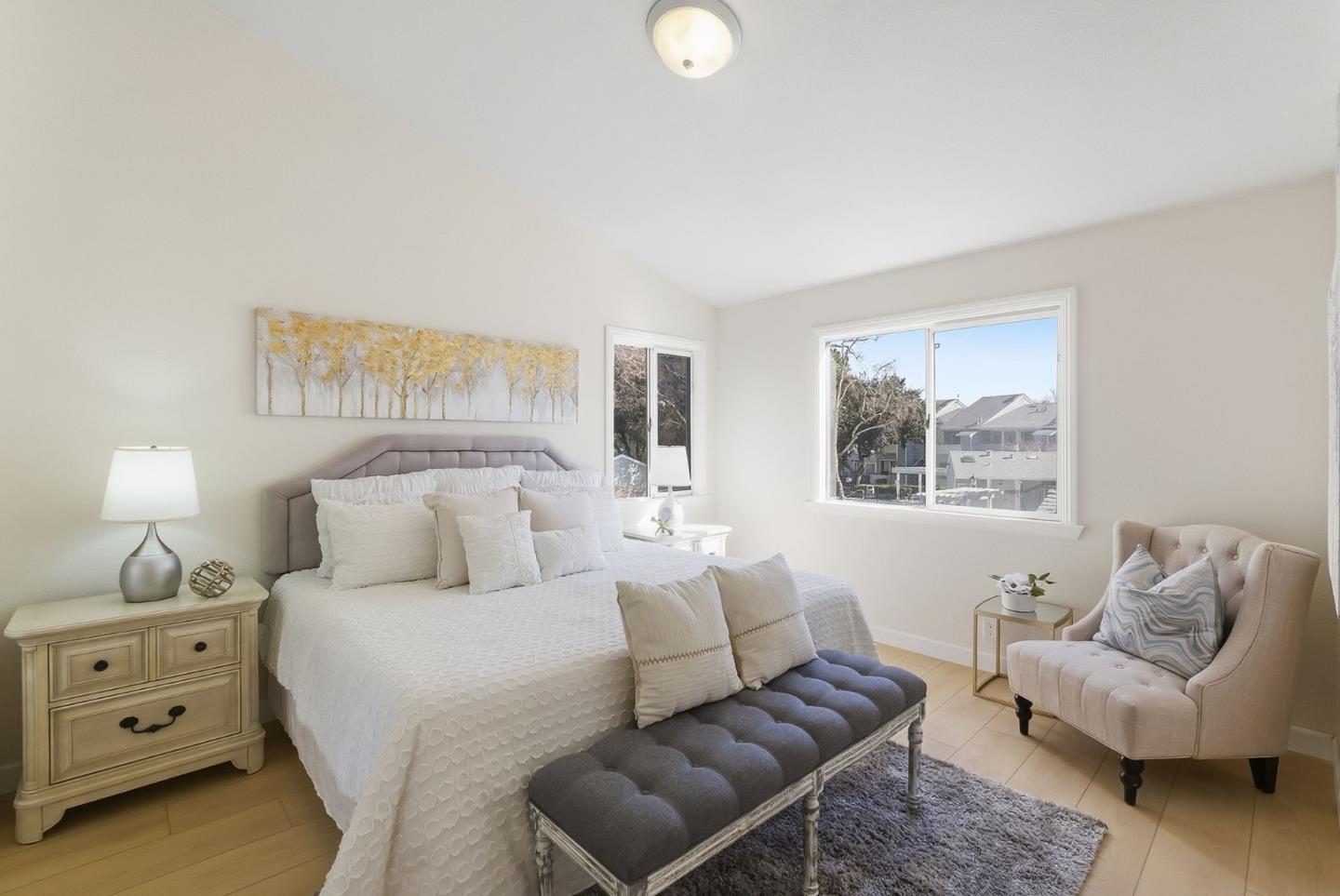 Detail Gallery Image 11 of 32 For 1567 Thornbriar Dr, San Jose,  CA 95131 - 2 Beds | 2 Baths