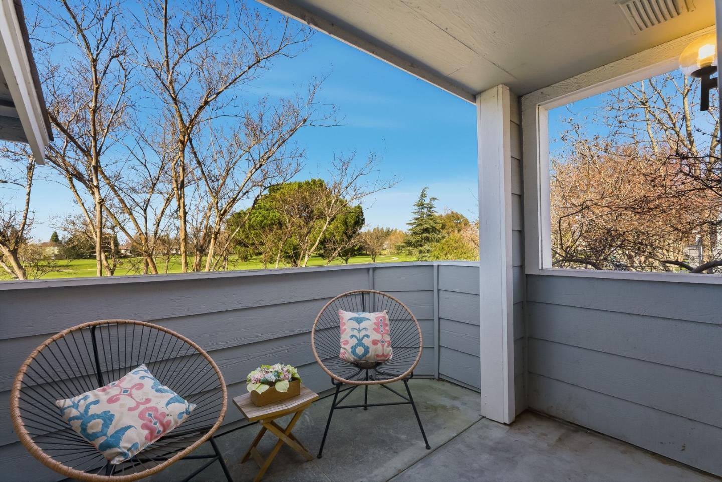 Detail Gallery Image 19 of 32 For 1567 Thornbriar Dr, San Jose,  CA 95131 - 2 Beds | 2 Baths