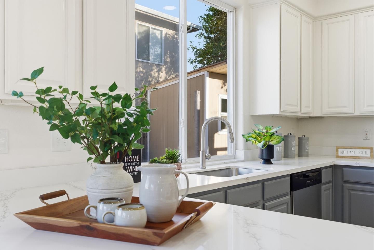 Detail Gallery Image 15 of 44 For 9190 Avezan Way, Gilroy,  CA 95020 - 4 Beds | 2 Baths