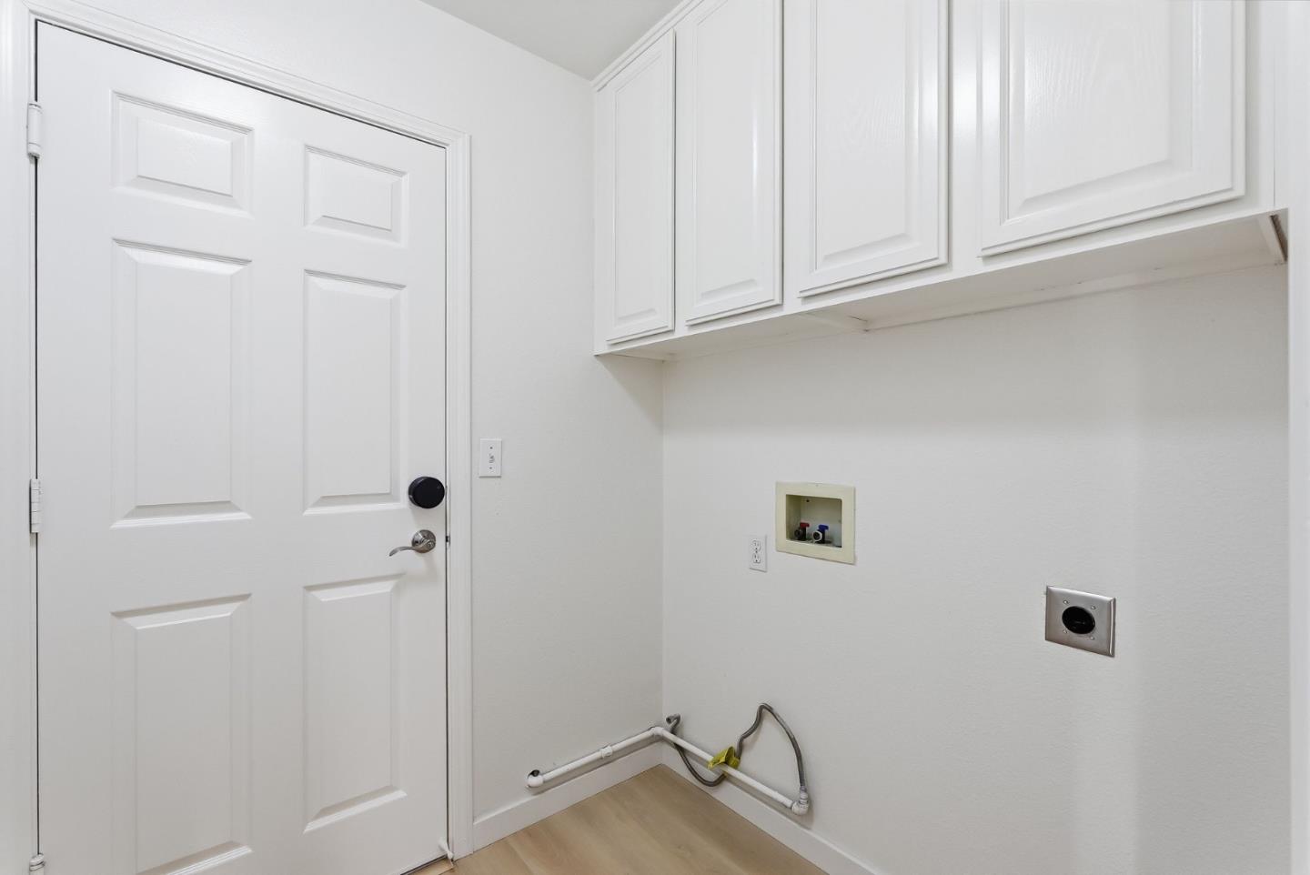 Detail Gallery Image 22 of 44 For 9190 Avezan Way, Gilroy,  CA 95020 - 4 Beds | 2 Baths