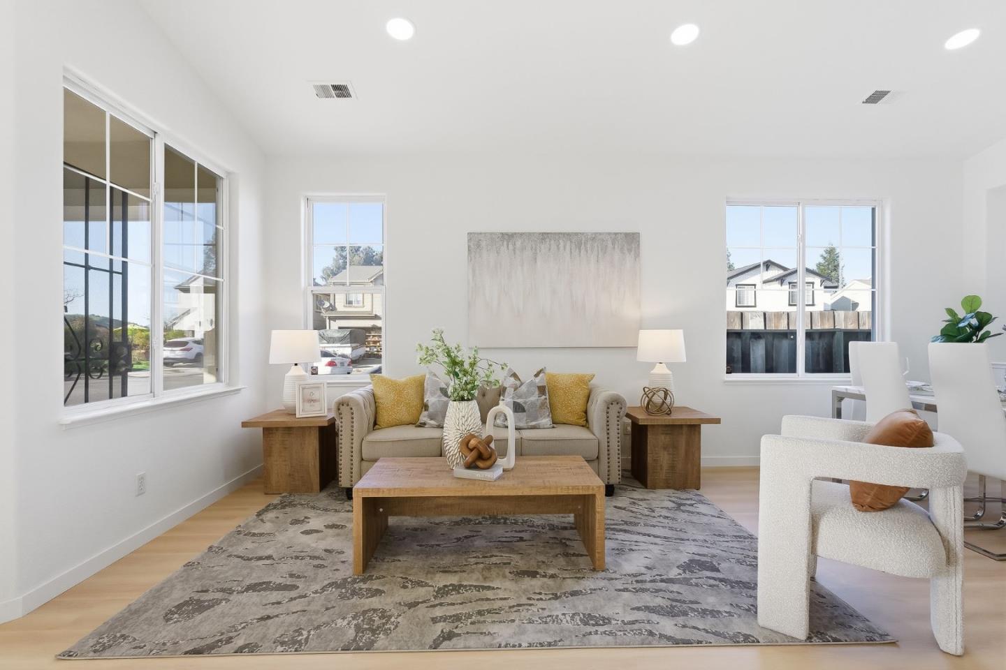 Detail Gallery Image 7 of 44 For 9190 Avezan Way, Gilroy,  CA 95020 - 4 Beds | 2 Baths