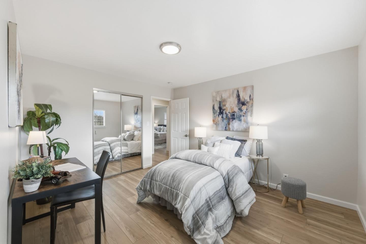 Detail Gallery Image 12 of 44 For 18405 Carmel Dr, Castro Valley,  CA 94546 - 4 Beds | 3 Baths