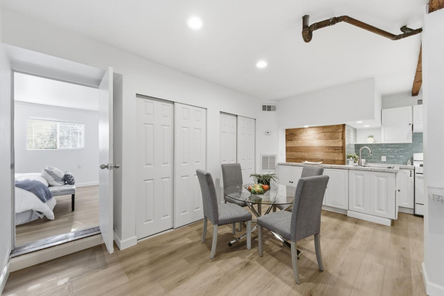 Detail Gallery Image 26 of 44 For 18405 Carmel Dr, Castro Valley,  CA 94546 - 4 Beds | 3 Baths