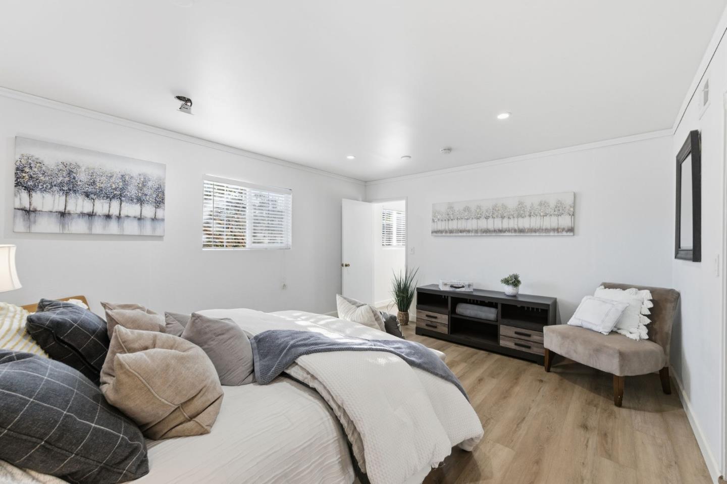 Detail Gallery Image 28 of 44 For 18405 Carmel Dr, Castro Valley,  CA 94546 - 4 Beds | 3 Baths