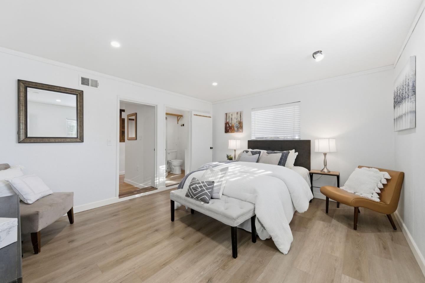 Detail Gallery Image 29 of 44 For 18405 Carmel Dr, Castro Valley,  CA 94546 - 4 Beds | 3 Baths