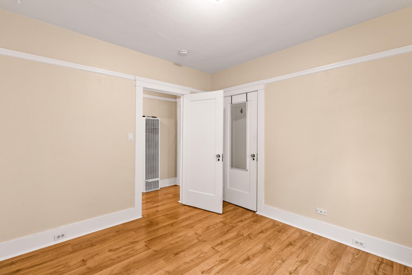 Detail Gallery Image 9 of 18 For 577-579 Miller Ave, South San Francisco,  CA 94080 - – Beds | – Baths