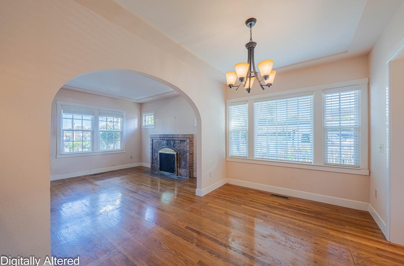 Detail Gallery Image 8 of 27 For 321 Pine Ave, Pacific Grove,  CA 93950 - 3 Beds | 2 Baths