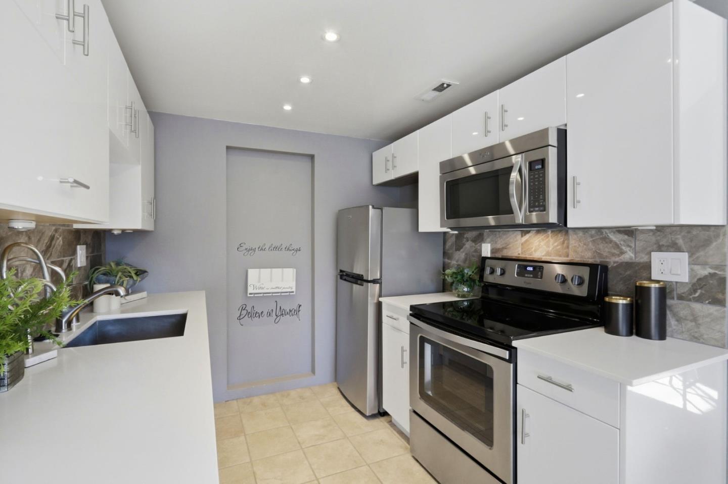 Detail Gallery Image 10 of 39 For 1806 Braddock Ct, San Jose,  CA 95125 - 1 Beds | 1 Baths