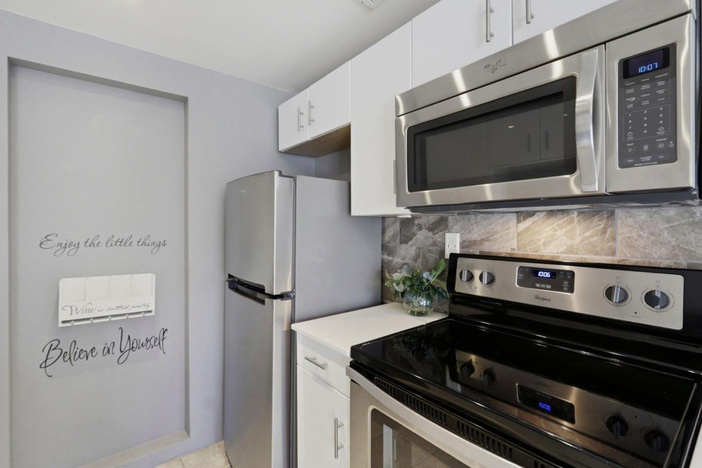 Detail Gallery Image 12 of 39 For 1806 Braddock Ct, San Jose,  CA 95125 - 1 Beds | 1 Baths