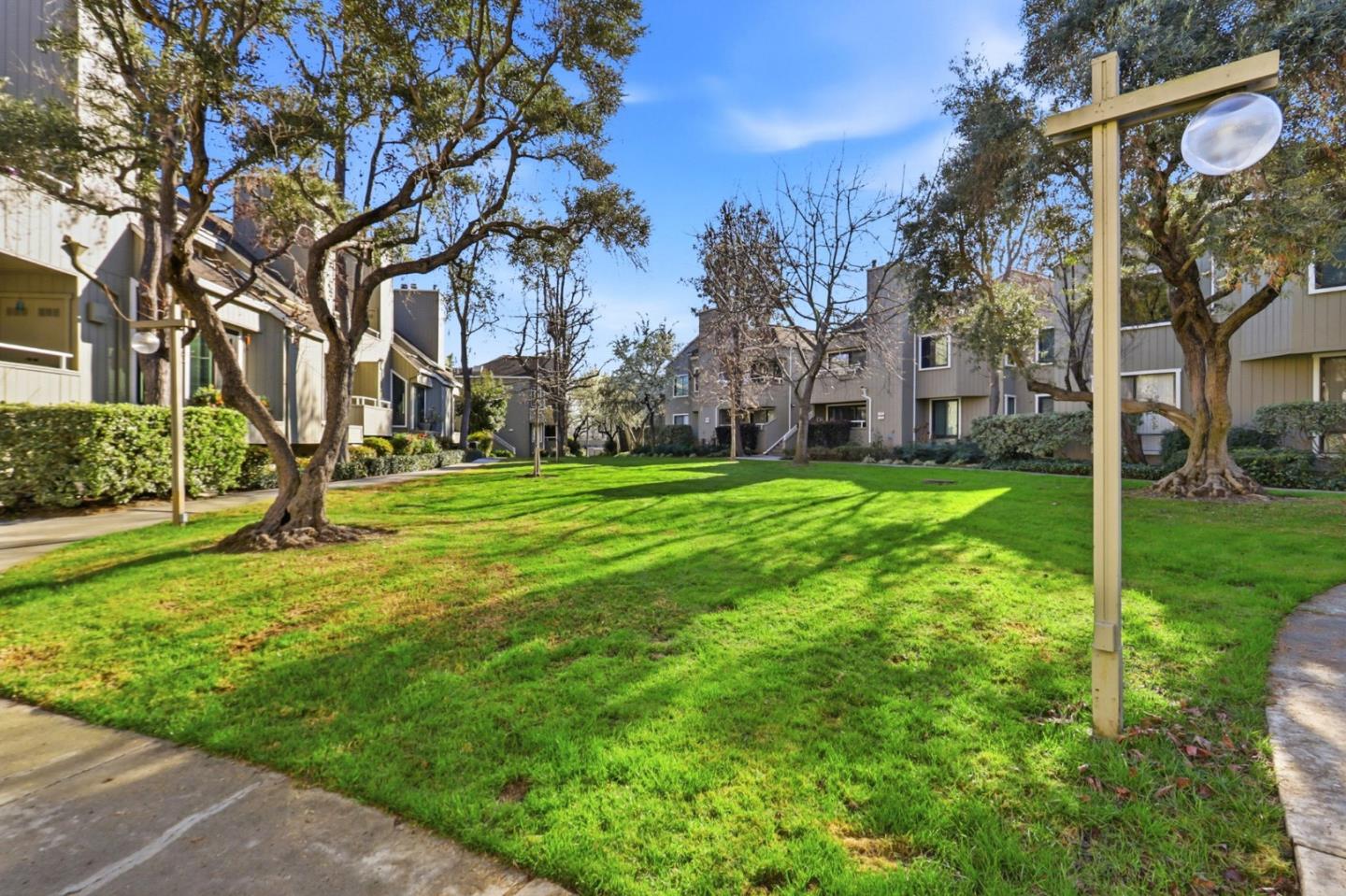 Detail Gallery Image 31 of 39 For 1806 Braddock Ct, San Jose,  CA 95125 - 1 Beds | 1 Baths