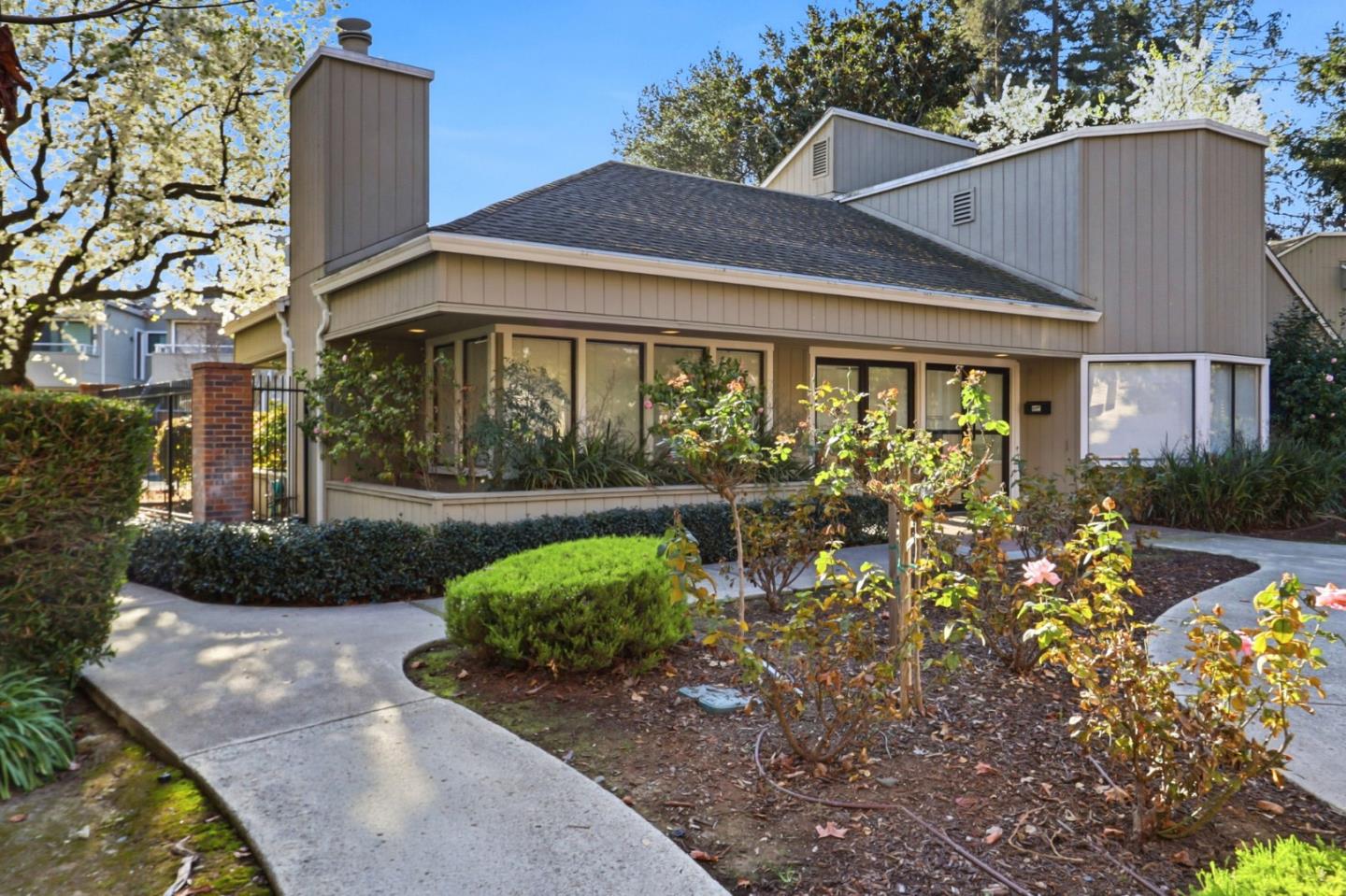 Detail Gallery Image 35 of 39 For 1806 Braddock Ct, San Jose,  CA 95125 - 1 Beds | 1 Baths