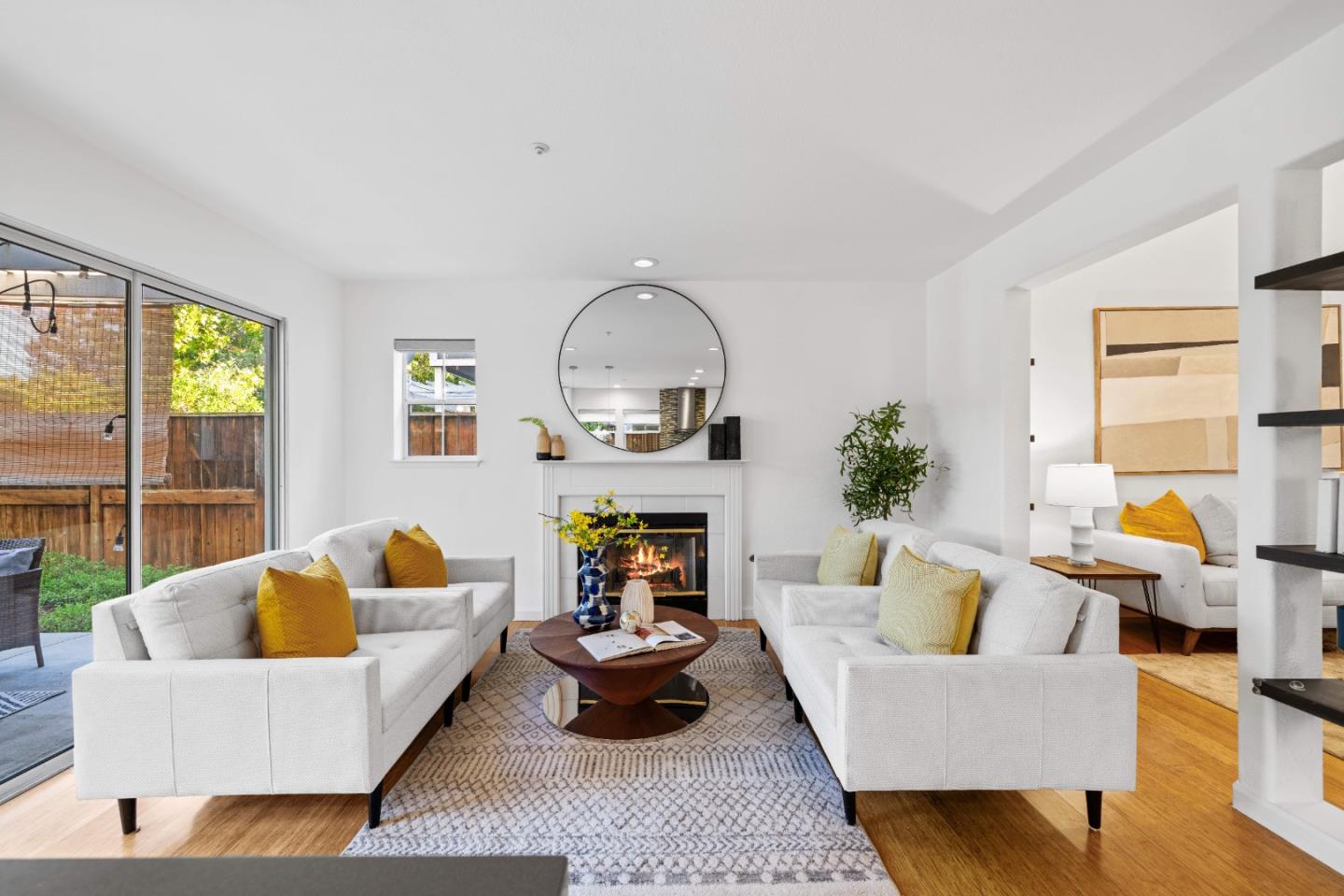 Detail Gallery Image 10 of 47 For 1308 Yarmouth Ter, Sunnyvale,  CA 94087 - 4 Beds | 2/1 Baths