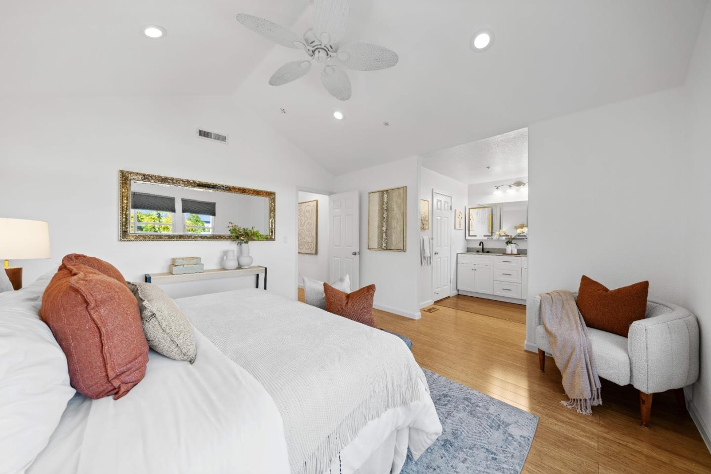 Detail Gallery Image 20 of 47 For 1308 Yarmouth Ter, Sunnyvale,  CA 94087 - 4 Beds | 2/1 Baths