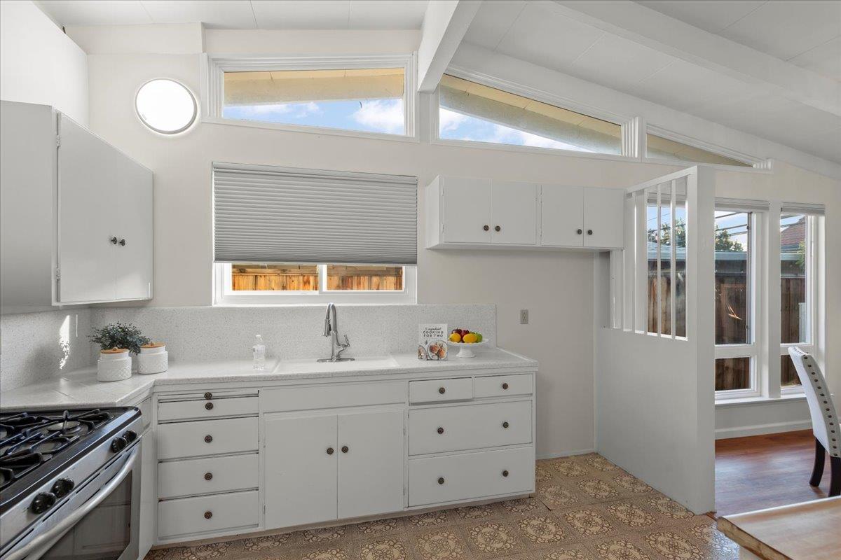 Detail Gallery Image 13 of 36 For 757 Gridley St, San Jose,  CA 95127 - 3 Beds | 1/1 Baths