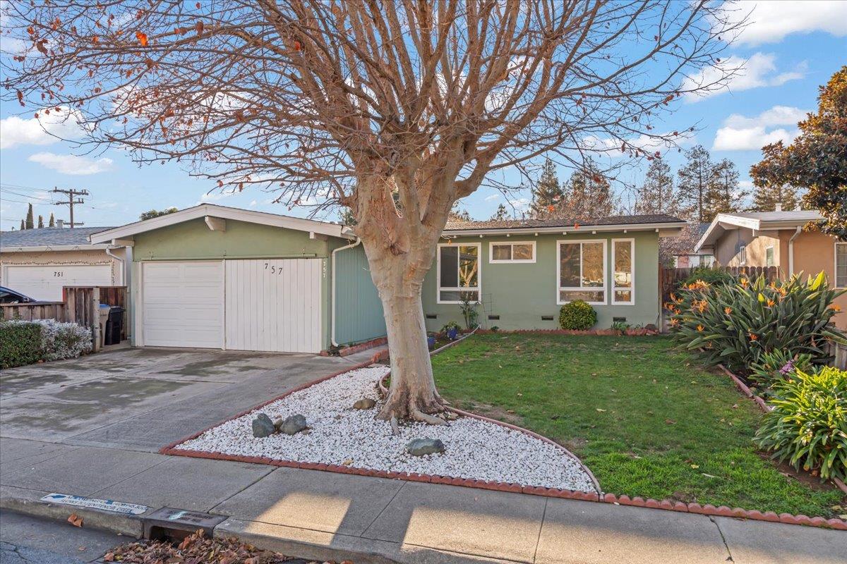 Detail Gallery Image 2 of 36 For 757 Gridley St, San Jose,  CA 95127 - 3 Beds | 1/1 Baths