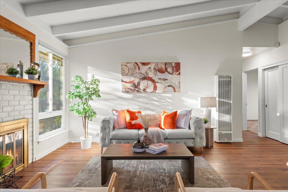 Detail Gallery Image 5 of 36 For 757 Gridley St, San Jose,  CA 95127 - 3 Beds | 1/1 Baths