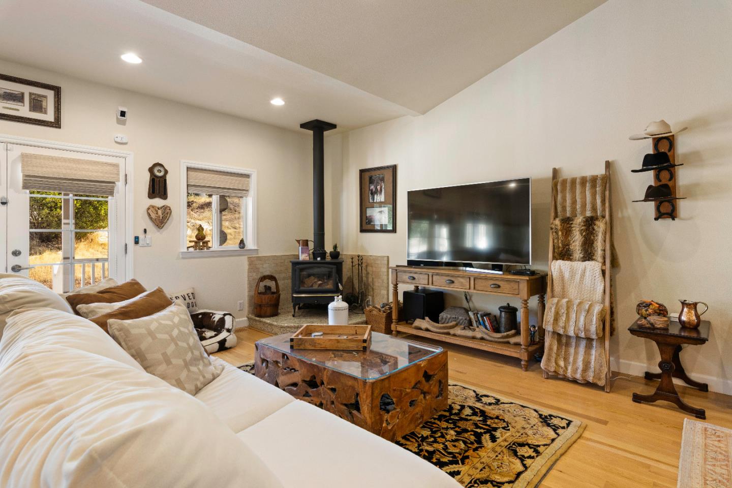 Detail Gallery Image 16 of 39 For 7704 Highway 29, Kelseyville,  CA 95451 - 3 Beds | 2 Baths