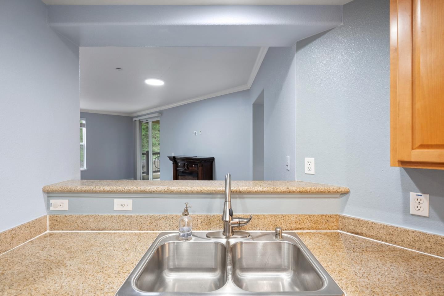 Detail Gallery Image 10 of 31 For 2210 Gellert Blvd #5305,  South San Francisco,  CA 94080 - 3 Beds | 2 Baths