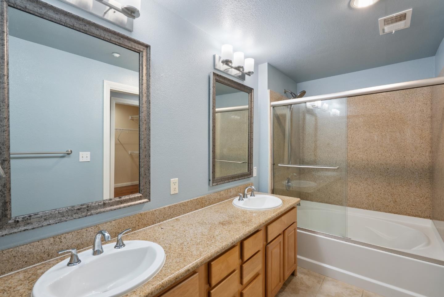 Detail Gallery Image 17 of 31 For 2210 Gellert Blvd #5305,  South San Francisco,  CA 94080 - 3 Beds | 2 Baths