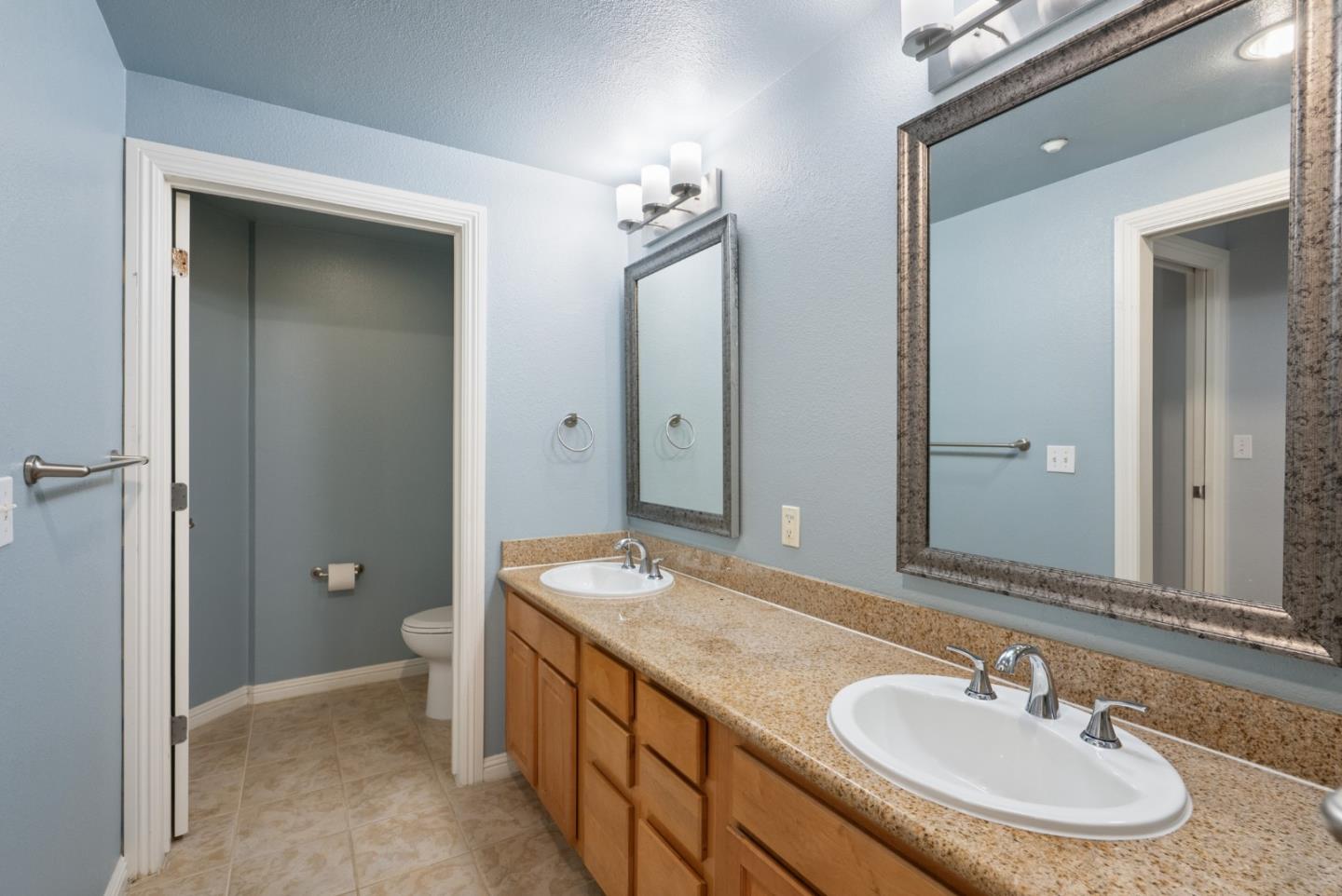 Detail Gallery Image 18 of 31 For 2210 Gellert Blvd #5305,  South San Francisco,  CA 94080 - 3 Beds | 2 Baths