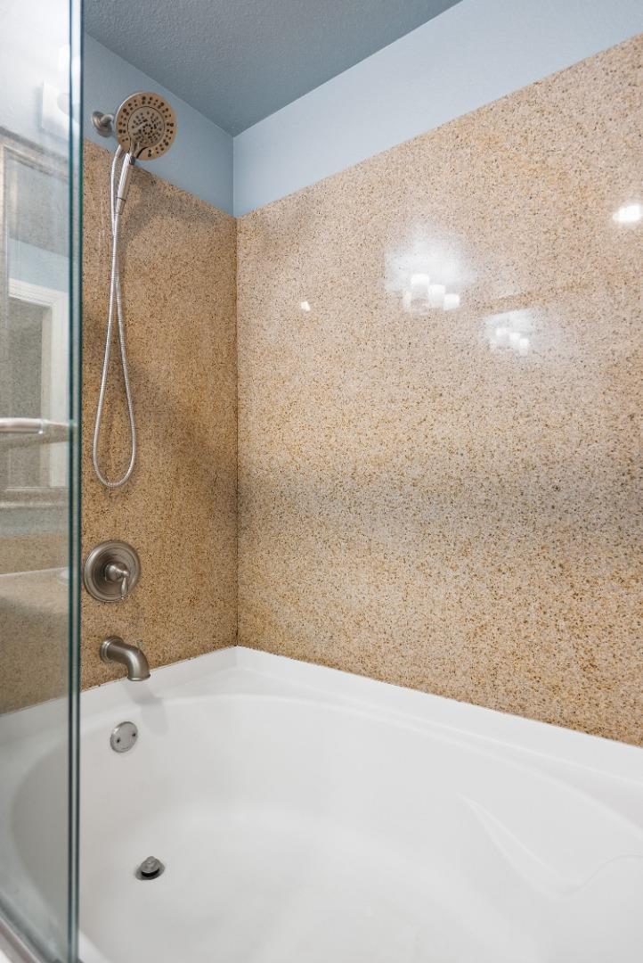 Detail Gallery Image 19 of 31 For 2210 Gellert Blvd #5305,  South San Francisco,  CA 94080 - 3 Beds | 2 Baths