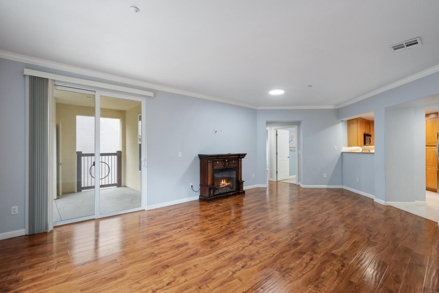 Detail Gallery Image 9 of 31 For 2210 Gellert Blvd #5305,  South San Francisco,  CA 94080 - 3 Beds | 2 Baths