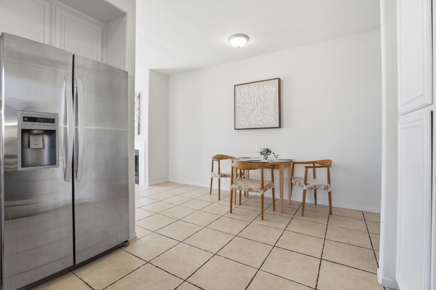 Detail Gallery Image 17 of 45 For 941 Steinbeck Dr, Hollister,  CA 95023 - 5 Beds | 3 Baths