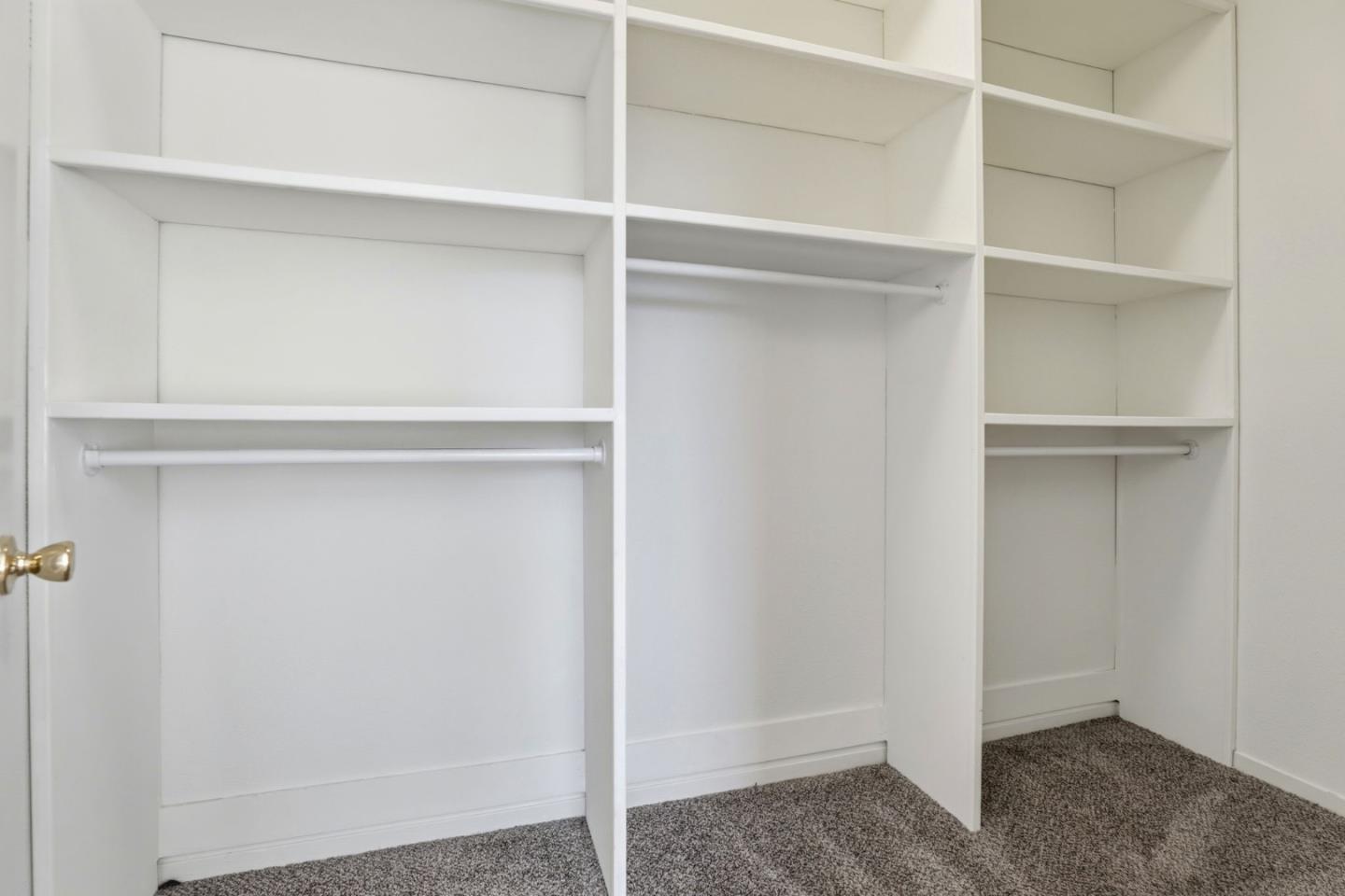 Detail Gallery Image 35 of 45 For 941 Steinbeck Dr, Hollister,  CA 95023 - 5 Beds | 3 Baths