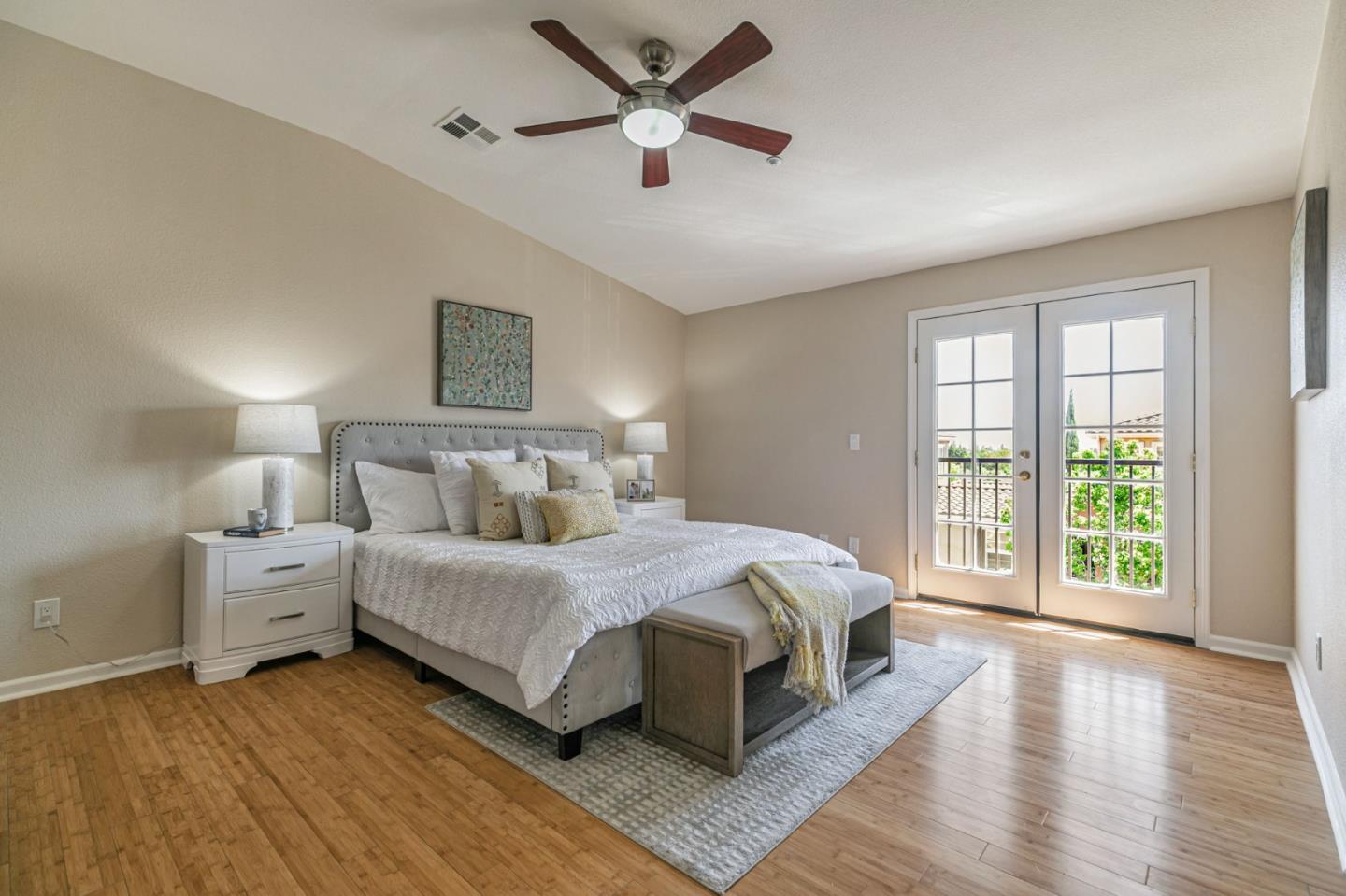 Detail Gallery Image 12 of 30 For 349 Marble Arch Ave, San Jose,  CA 95136 - 3 Beds | 2/1 Baths