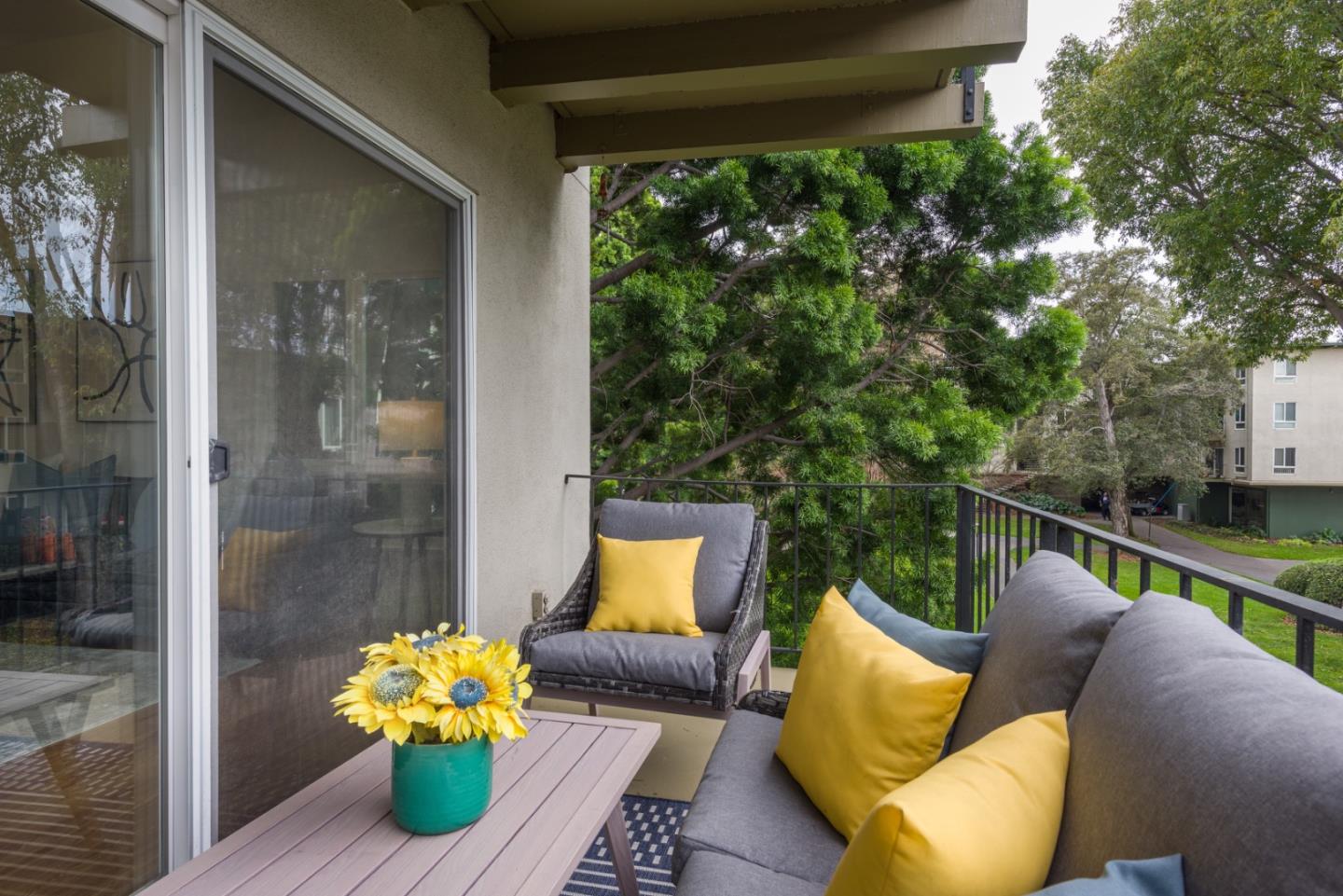 Detail Gallery Image 18 of 30 For 835 N Humboldt St #301 AND 302,  San Mateo,  CA 94401 - 2 Beds | 2 Baths