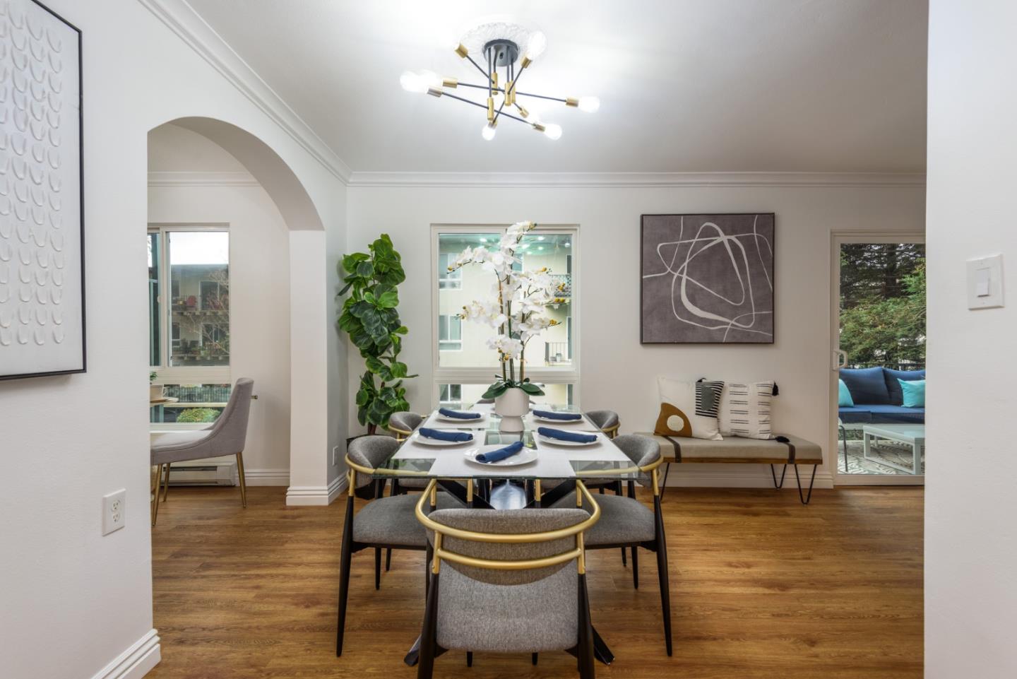 Detail Gallery Image 4 of 30 For 835 N Humboldt St #301 AND 302,  San Mateo,  CA 94401 - 2 Beds | 2 Baths