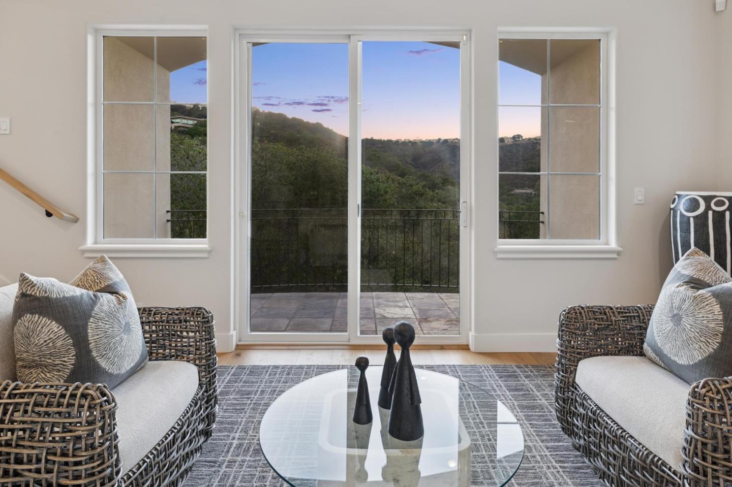 Detail Gallery Image 50 of 165 For 289 Kings Ct, San Carlos,  CA 94070 - 4 Beds | 3/1 Baths